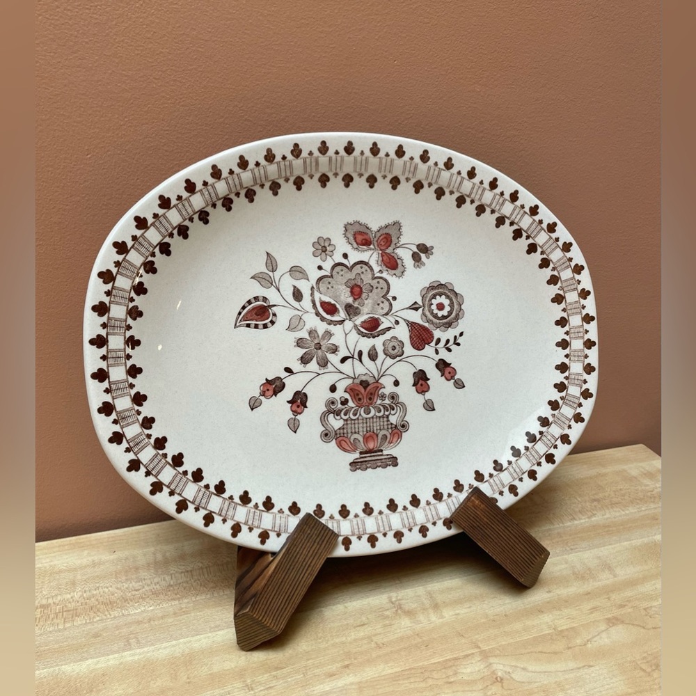 Vintage Johnson Brothers Jamestown 12" Platter Staffordshire Old Granite